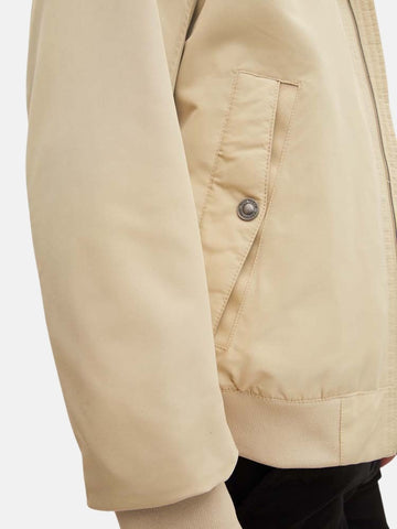 Klasična bomber jakna z naprsnim žepom na zadrgo